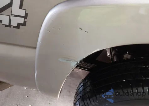 2001 Chevrolet Silverado 1500Hd Ls z USA, uszkodzony, nr VIN 1GCGK13U91F190330